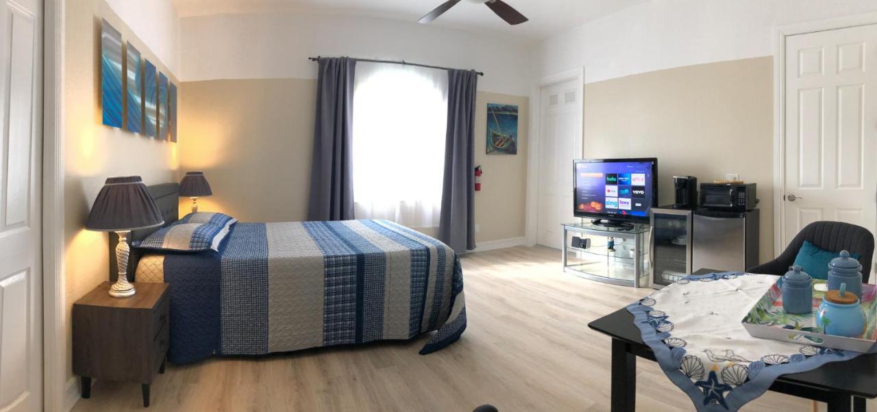 White Orchid Apartments Fort Myers Exterior photo